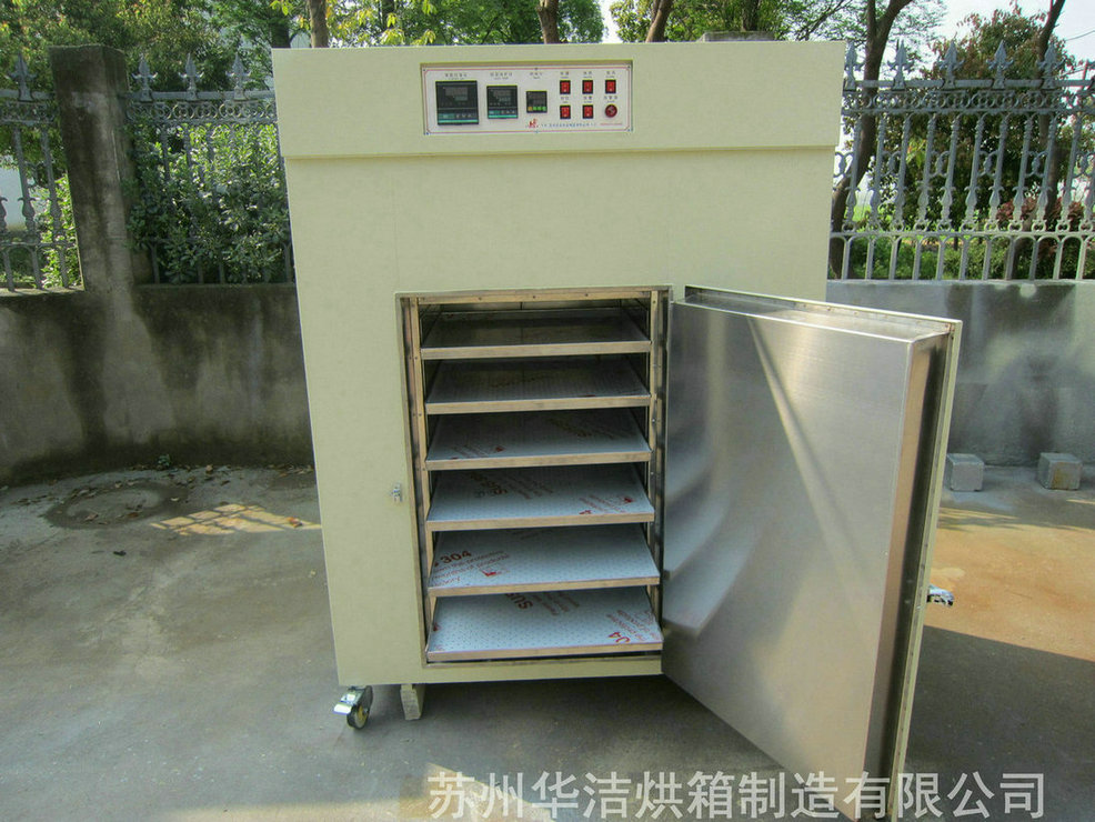 潔凈烘箱的隔熱層到底多厚呢?